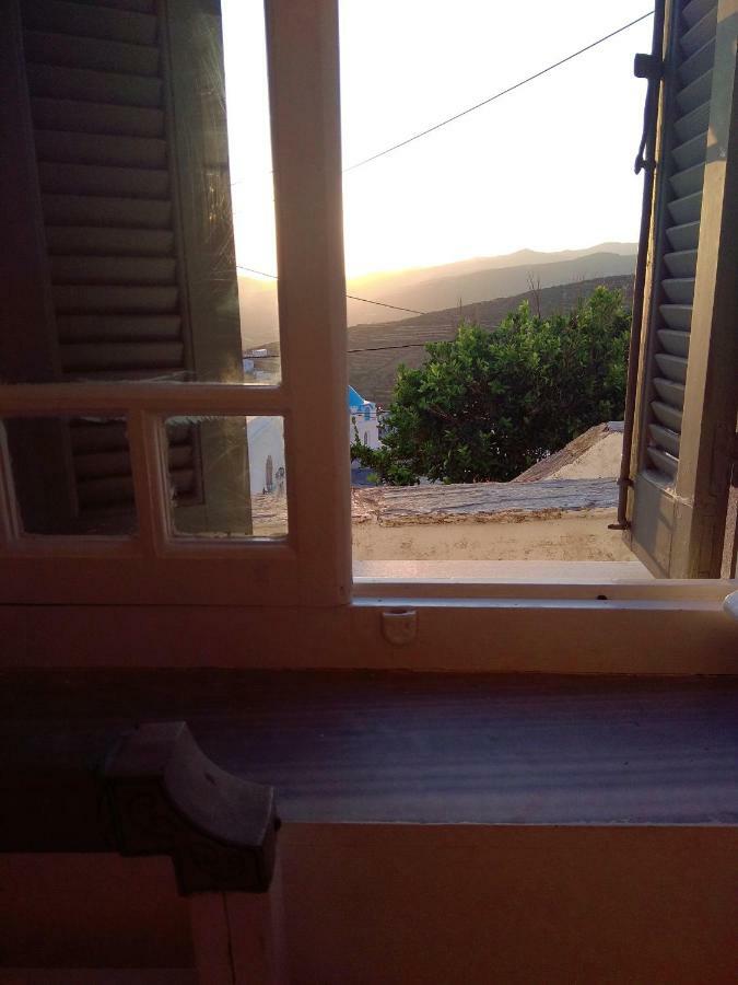 70M2 Neoclassic Villa, Excellent Location Great View Last House Of Village Kalloni (Tinos) Exterior foto
